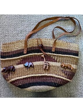 Toni Handmade? Woven Straw Tote Bag African Safari Animal Wood Carvings Giraffe
